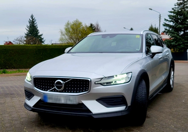 Volvo V60 Cross Country cena 84500 przebieg: 263000, rok produkcji 2020 z Gołdap małe 562